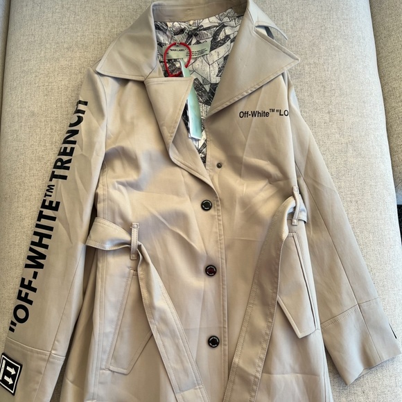Off-white coat/trench - Picture 5 of 5